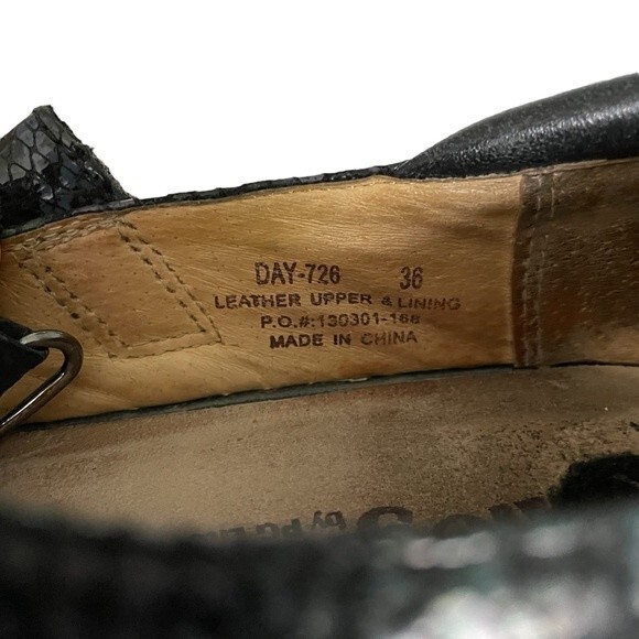 Alegria Dayna Special Serpent multi color snakeskin mary jane shoes size 6 - Picture 8 of 8